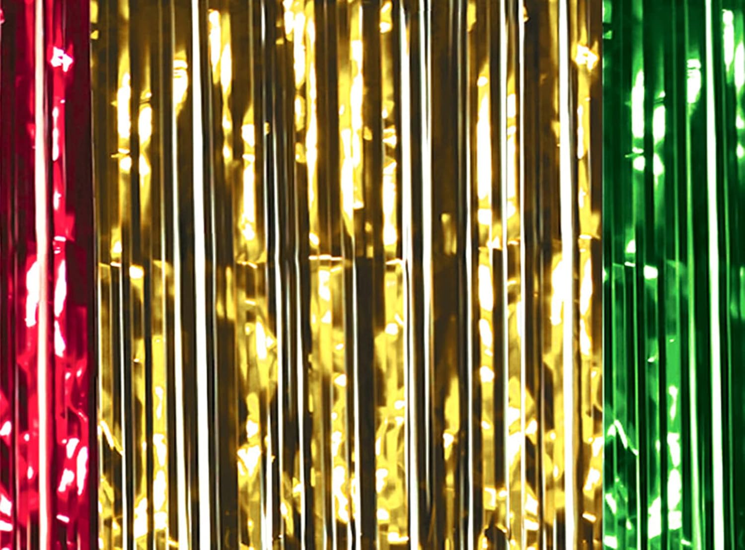 Beistle Metallic Table Skirting Red Gold Green 1 Count