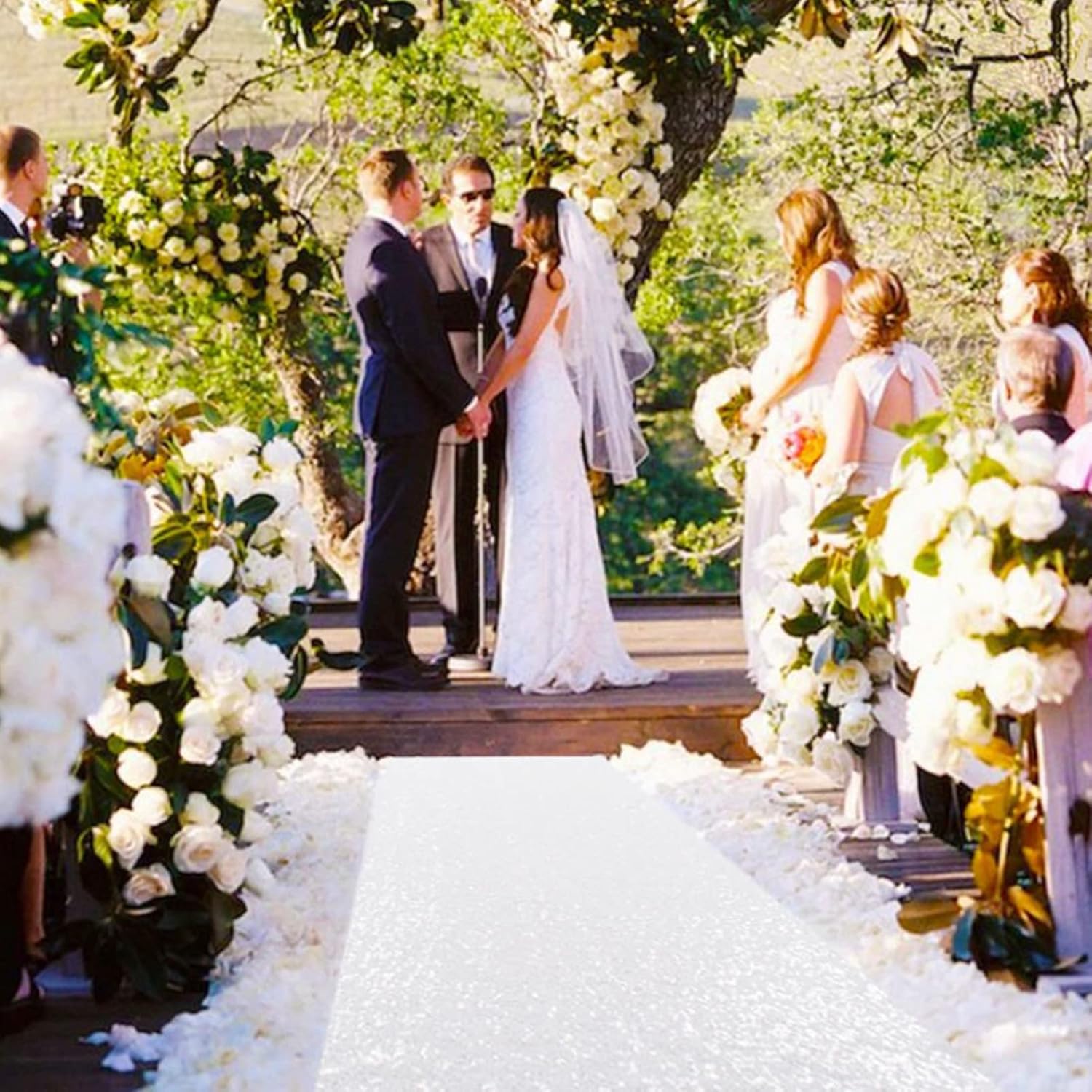 AMZLOKAE White Sequin Aisle Runner 2FTx15FT Wedding Glitter Rug Runner