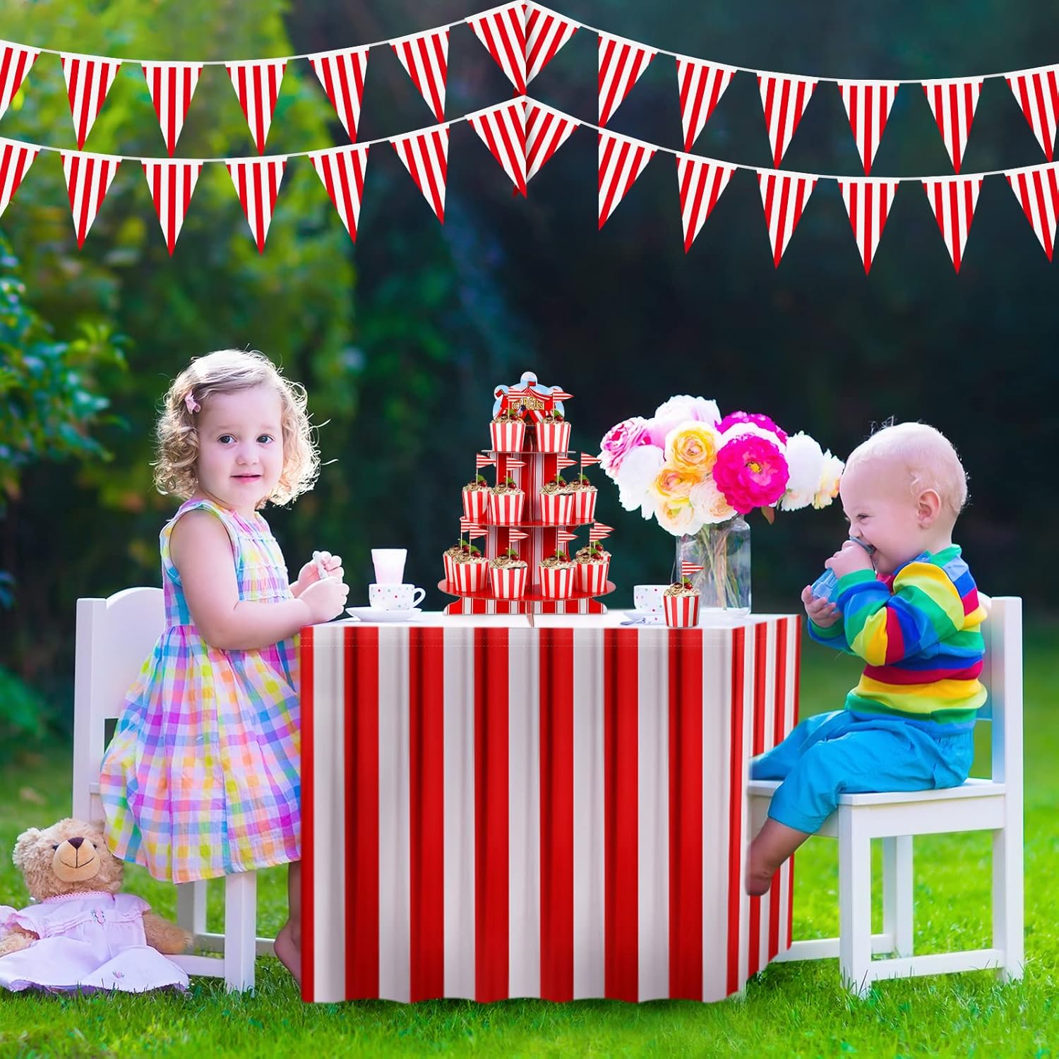 Tatuo Circus Theme Decorations Set for Parties