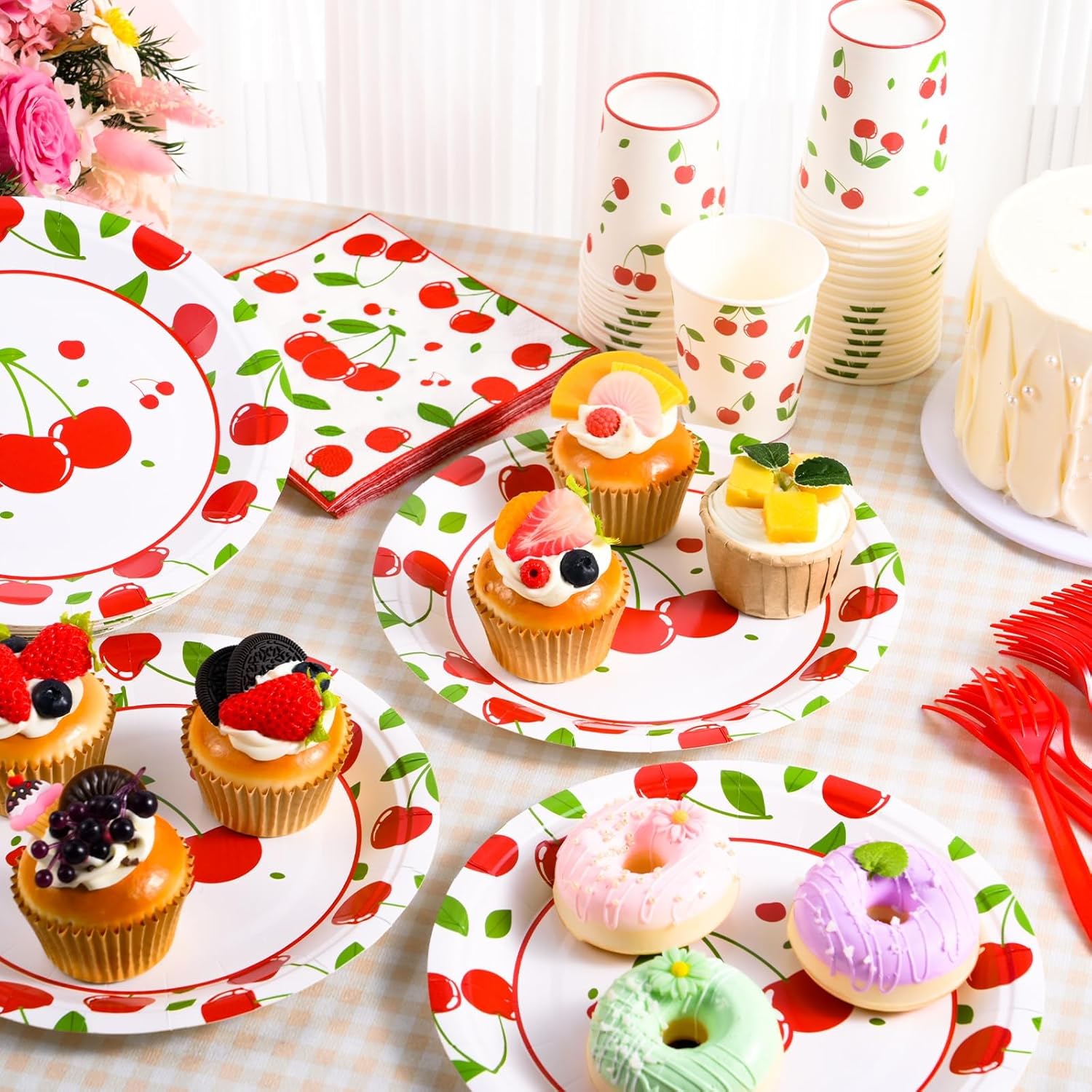 200 Pcs Cherry Themed Party Tableware Set