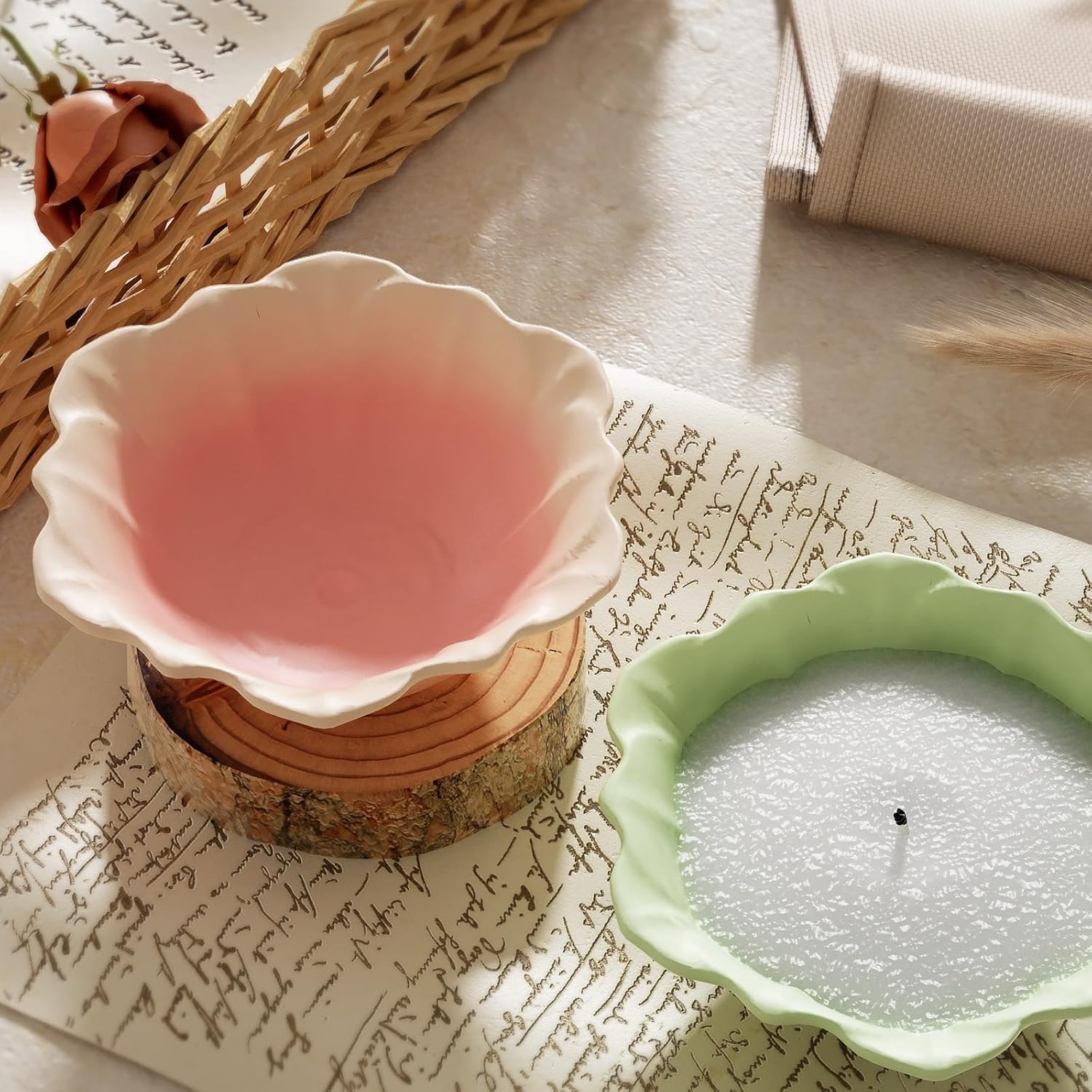 Yitkch Silicone Candle Mold Set for Artistic Crafting