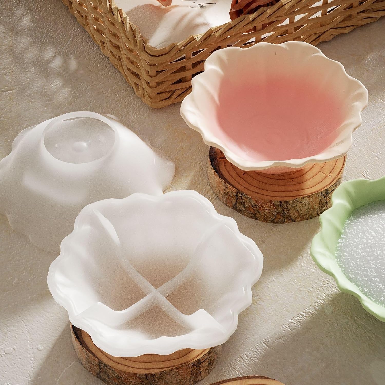 Yitkch Silicone Candle Mold Set for Artistic Crafting