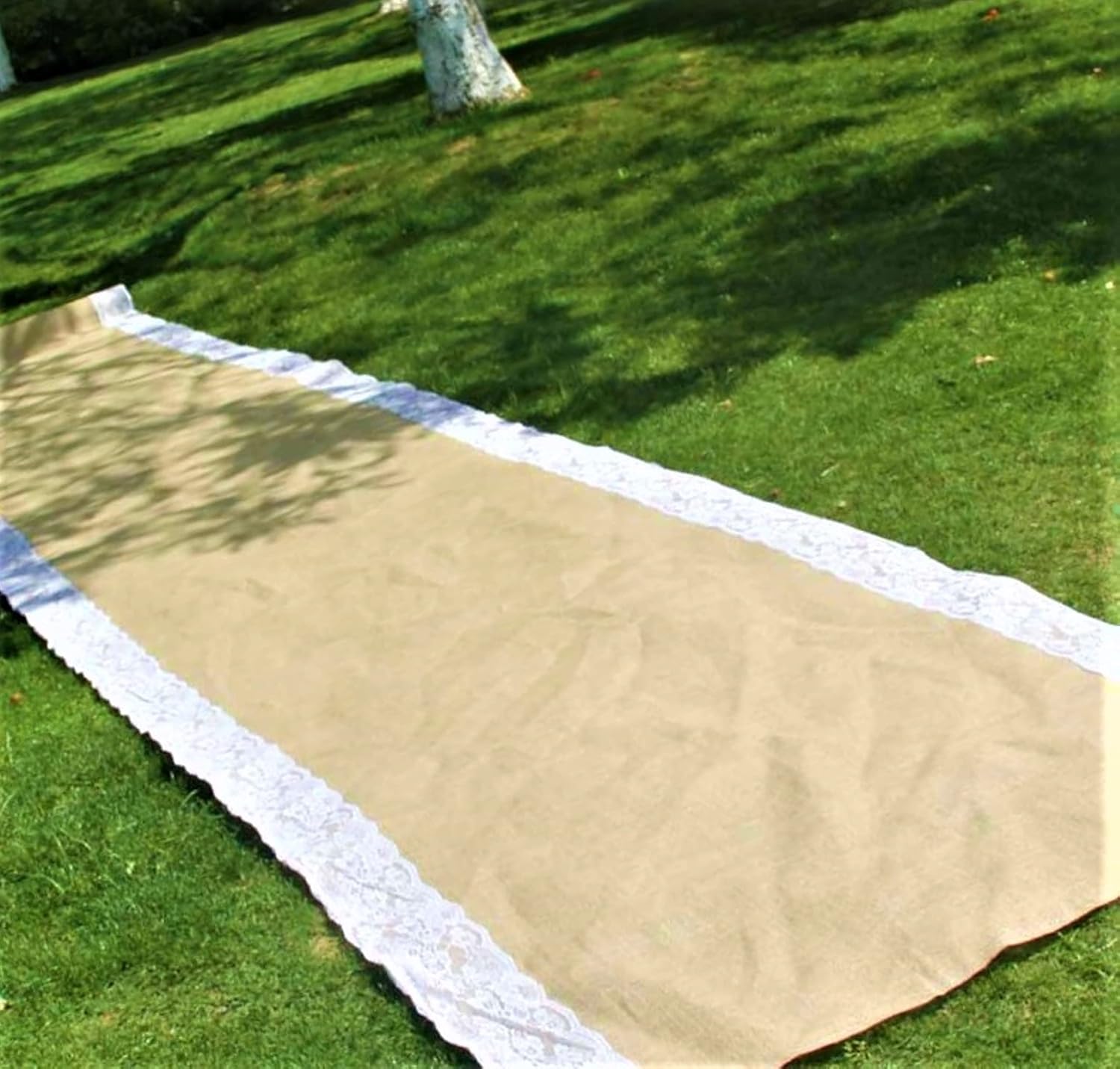 AAYU Burlap Aisle Runner 40 x 30ft with Ivory Lace