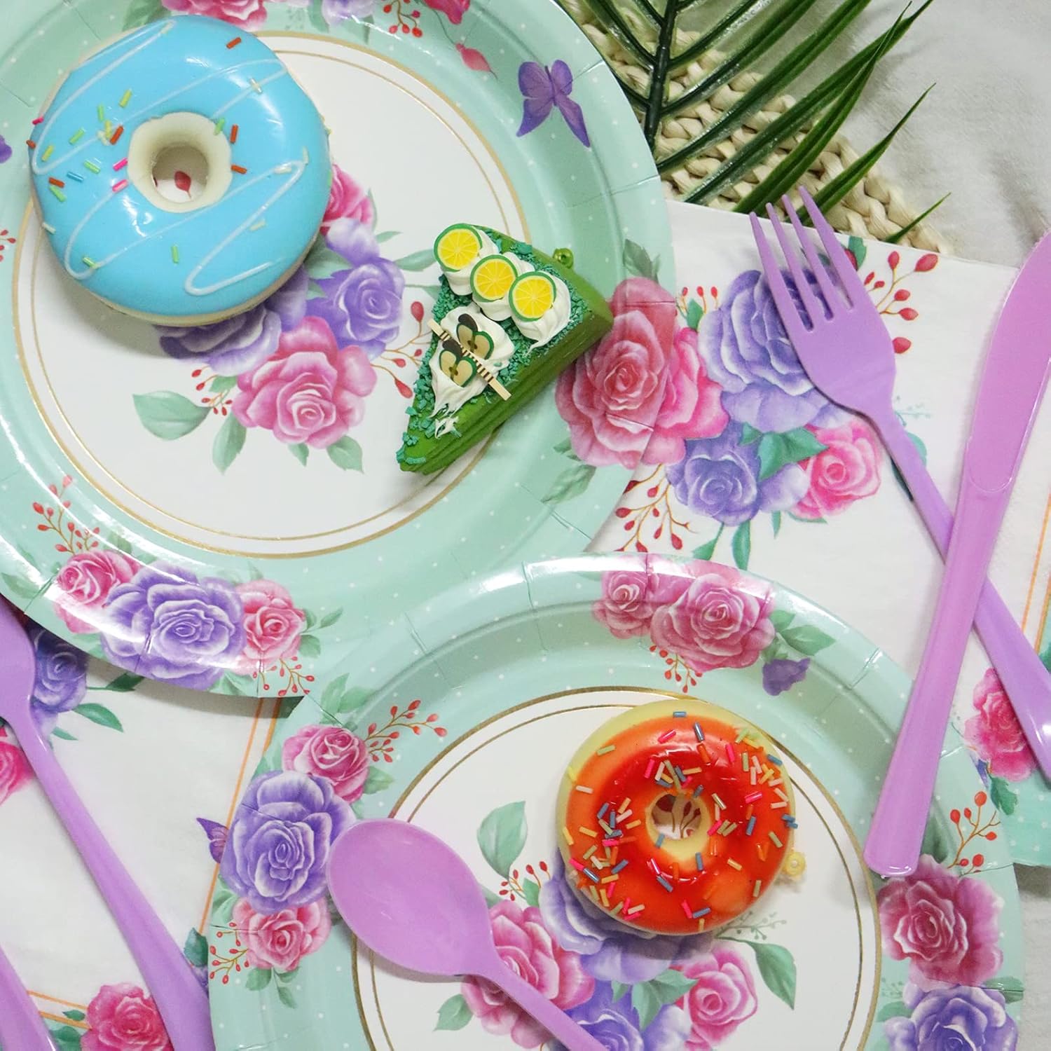 125 Piece Floral Party Supplies Set for 25 Guests
