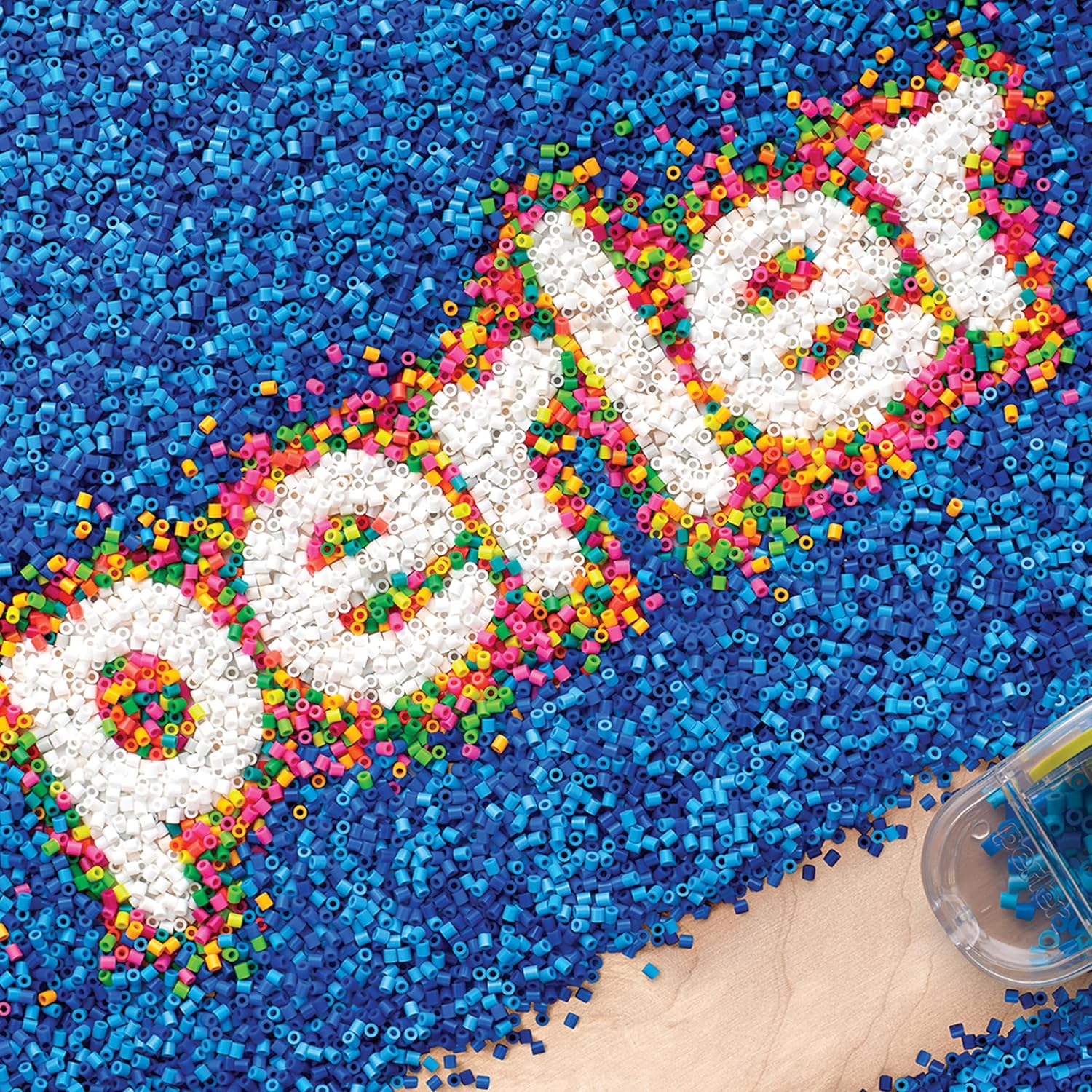 Perler 80-42994 Fused Bead Activity Bucket with 5004 Pieces
